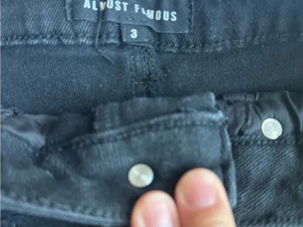 Almost Famous Black Distressed Frayed Denim Shorts - Image 5