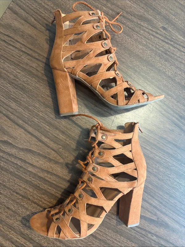 Wild Diva 7.5 Cigar Sandal Caged Cut Out Chunky Block Heel Peep Toe - Image 5