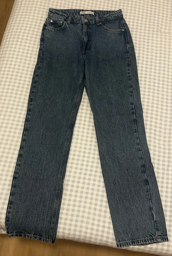 ZARA Mid-Rise Straight Jeans - Image 2
