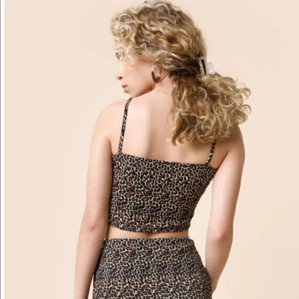 NWT Jenna Tie Front Cami 44 Leopard print.‎ Size Medium Black - Image 2