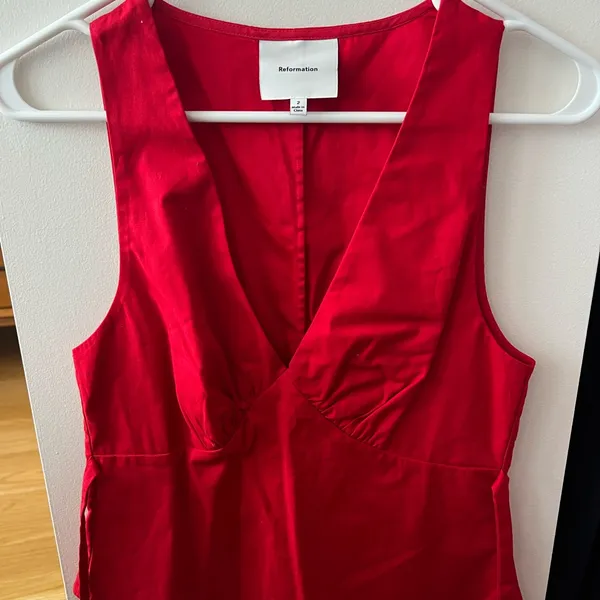 Reformation Meg Top in Lipstick - Image 5