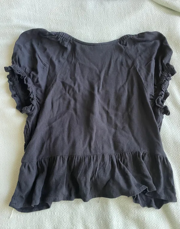 Black Crop T Shirt - Image 2