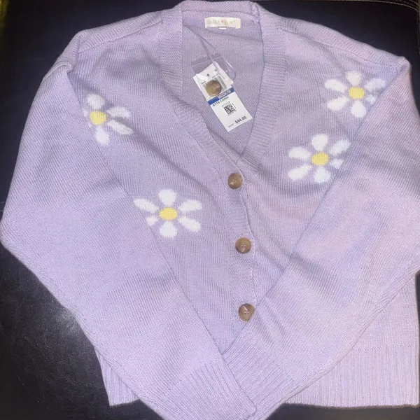NWT Ultra Flirt Button Front Daisy Cardigan - Image 4