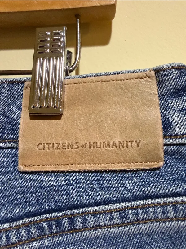 Women’s Citizens Of Humanity Isola Cropped Boot Jeans - Image 6