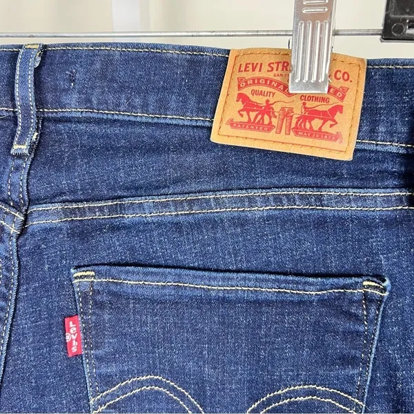 Levi's Classic Bootcut Dark Wash Jeans Size 12 Short W31 L30 - Image 13