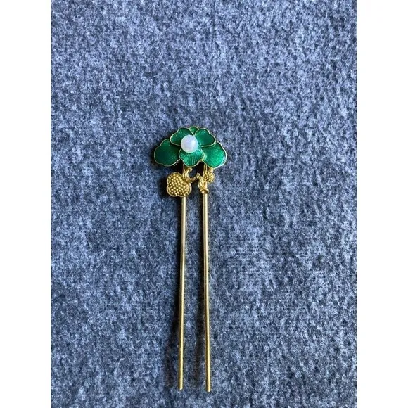 Elegant Gold Tone Green‎ Enamel Flower Pearl Hair Pin Stick Bun Holder - Image 5