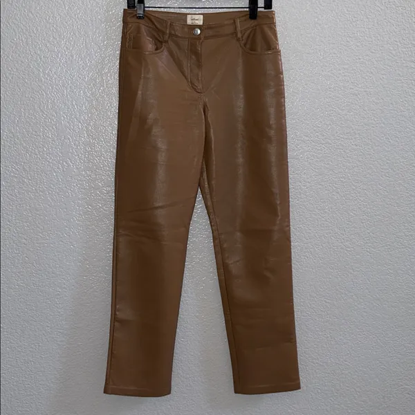 Aritzia Wilfred Melina Vegan Leather Straight Leg Pants Size 4 - Image 3
