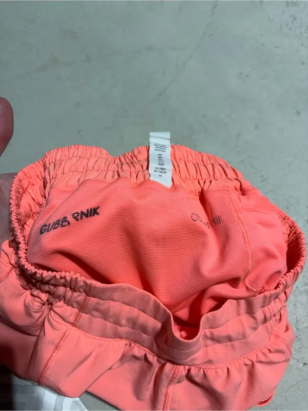 Lululemon Coral Hotty hot Athletic Running Shorts 4 Reg - Image 3