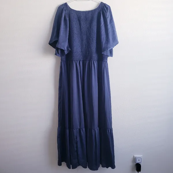 Baltic Born Lovell Smocked Midi Dress Short Sleeve New Without Tags - Image 7