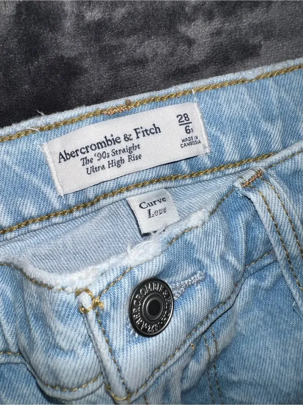 Abercrombie & Fitch Curve Love Ultra High Rise 90s Straight Jean Size 28 (6 Reg) - Image 12