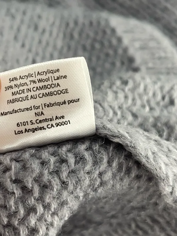 nwt NIA revolve knit grayish blue soft cardigan sweater L - Image 5