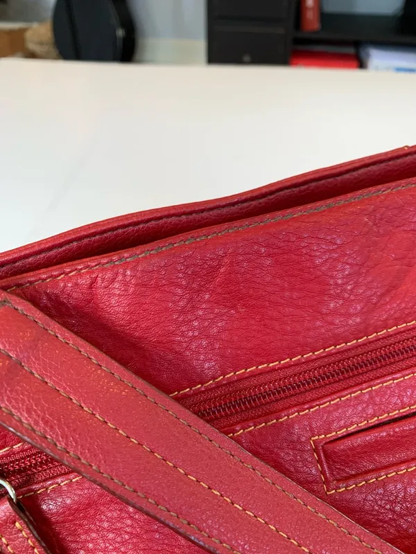 Vintage Y2K Marc Chantal Classic Ruby Red Pebbled Leather Shoulder Bag Purse - Image 6