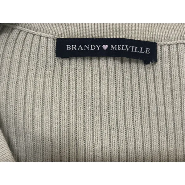 Brandy Melville Mint Green V-Neck Button Cardigan Sweater One Size Preppy Casual - Image 3