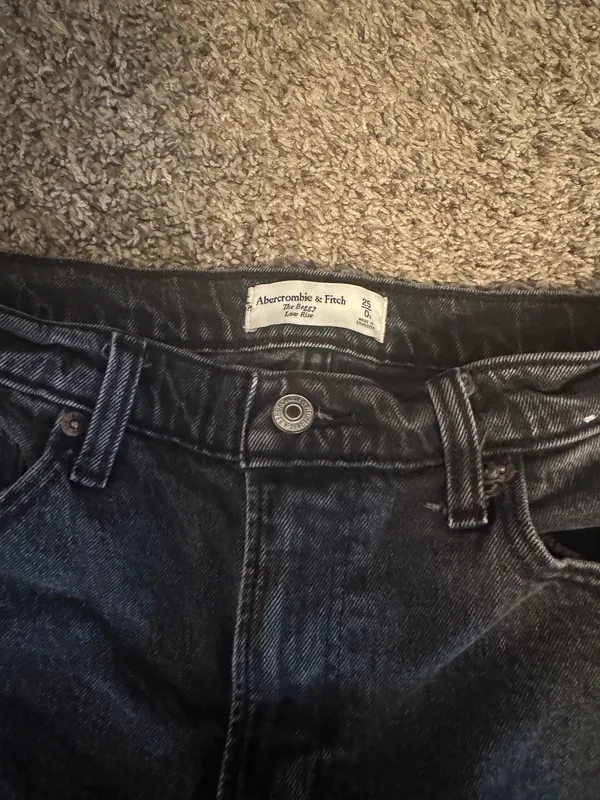 Abercrombie jeans - Image 4