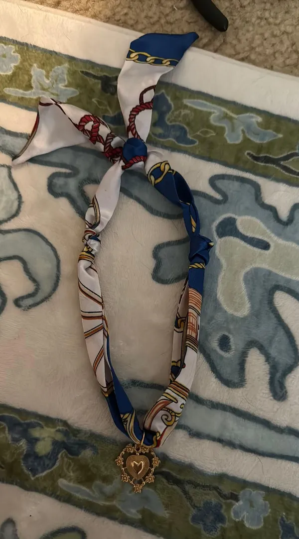 Silk scarf charm necklace Blue - Image 5