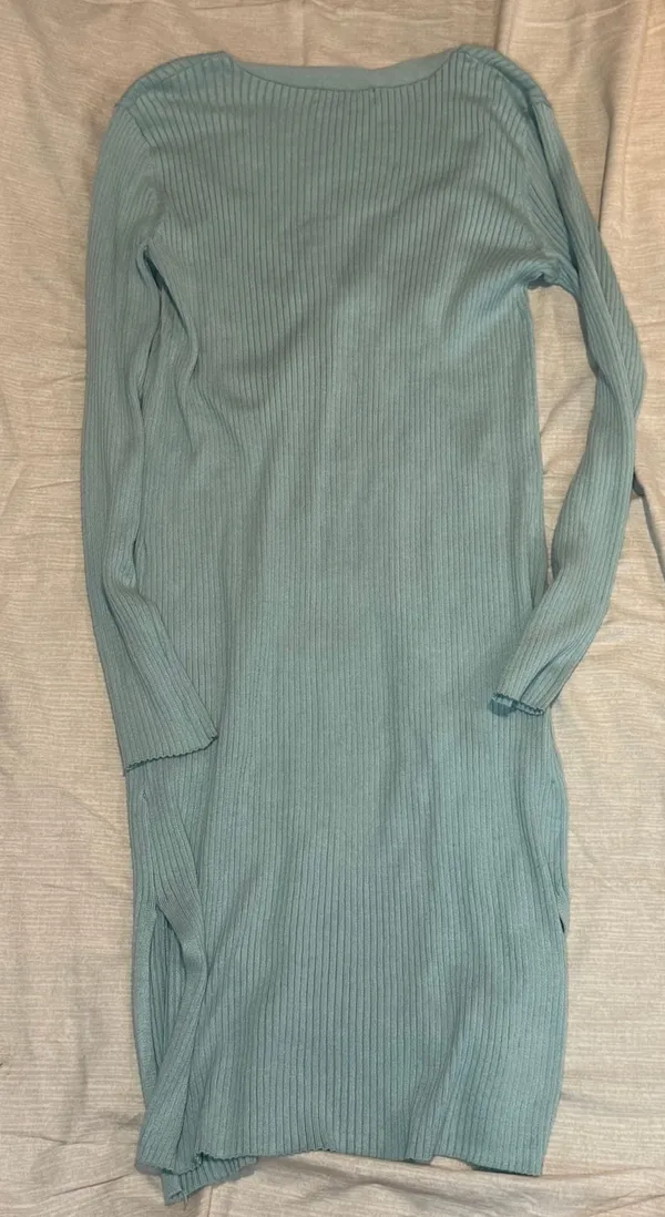 Forever 21 Long Ribbed Knit Cardigan in Sage Green - Image 9