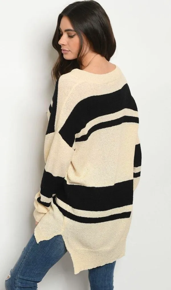 Cream And Black Sweater M Size M - Image 2