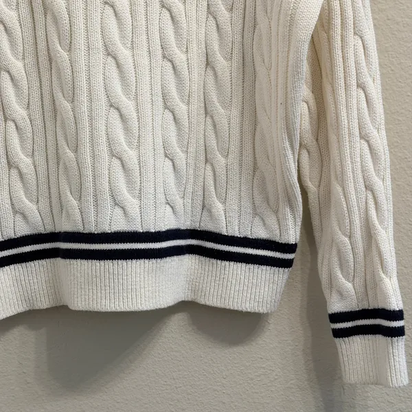 Abercrombie & Fitch Oversized Cable‎ Knit Sweater Women Small V-Neck Fisherman - Image 9