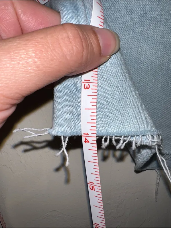 Old Navy Light Blue Denim Cutoff Shorts size 6 - Image 5