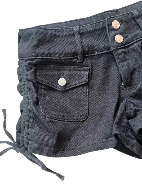 PacSun Black Low-Rise Women's Jean Shorts with Flap Pockets - Image 5