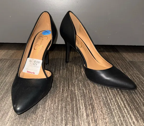 Jessica Simpson Black Heels - Image 2