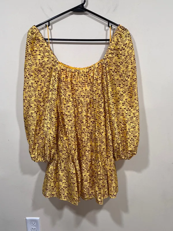Alice + Olivia Rowen Tiered Floral Print Satin Mini Dress in Rome Floral Tuscany - Image 3