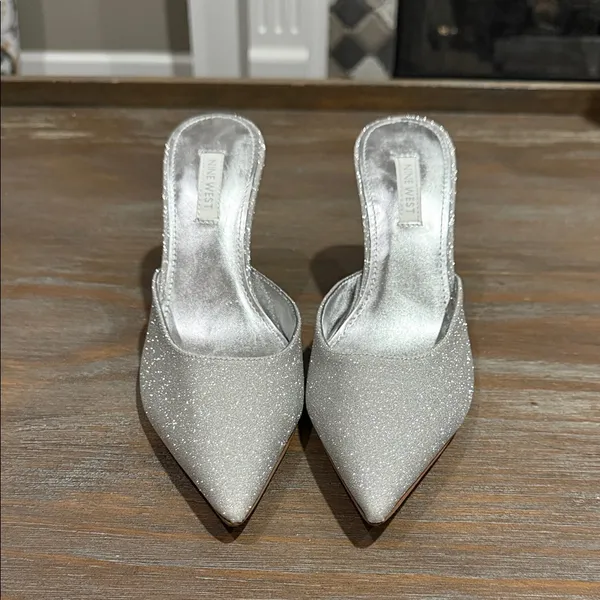 New Nine‎ West Women's Bridal Hott Pointy Toe Dress Mules Size 6.5 - Image 4