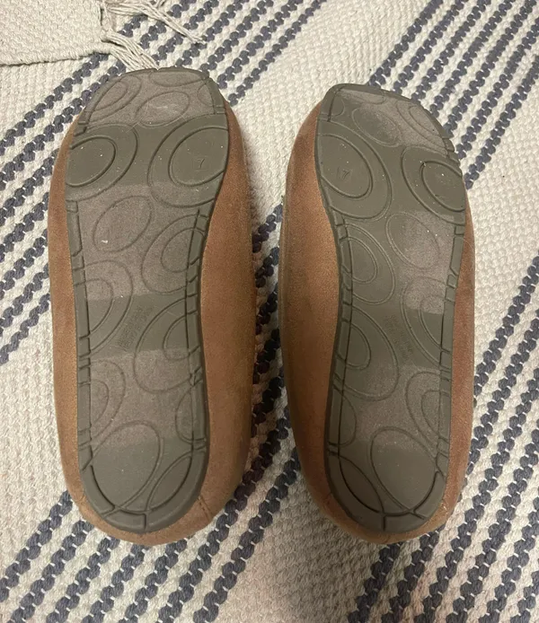 Old Navy moccasins - Image 2