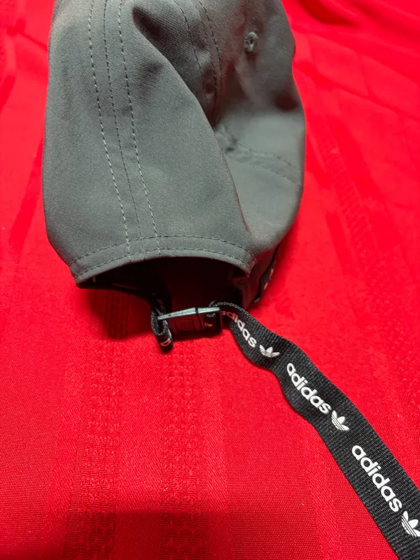 Adidas Women’s Gray  Workout Hat With Adjustable Back OSFM - Image 3