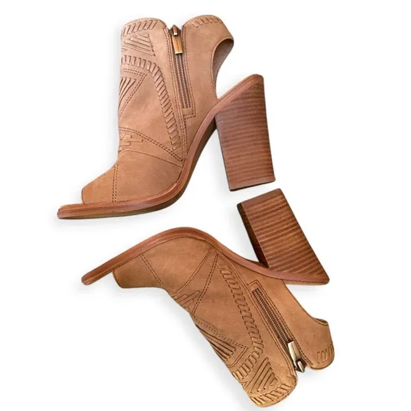Vince Camuto Karinta Leather Heeled Booties - Image 4