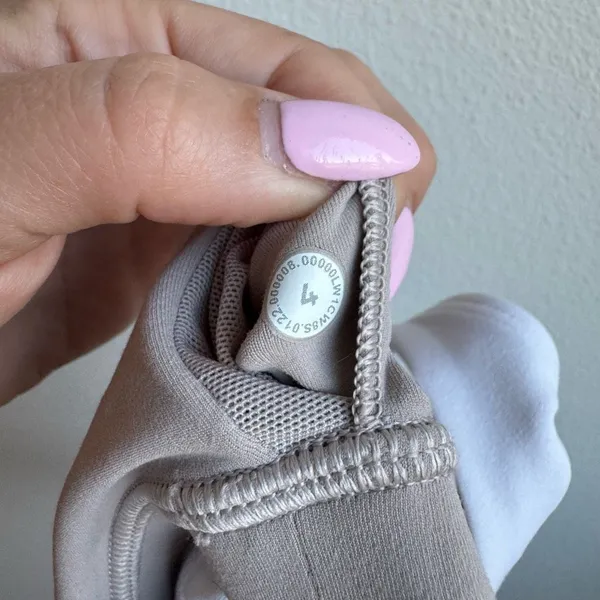 Lululemon Align Tank White Linen Cropped Strappy Nulu Fabric Size 4 A / B Cup - Image 3