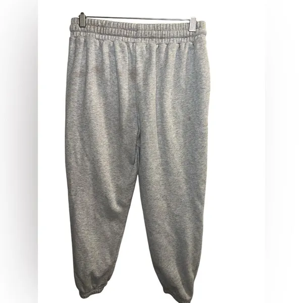 ✨Fabletics Eco Go-To Classic Light Grey Sz Medium Sweatpants✨ - Image 6