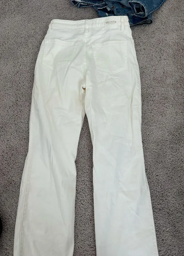 Hollister Dad Jeans High-Rise - Image 2