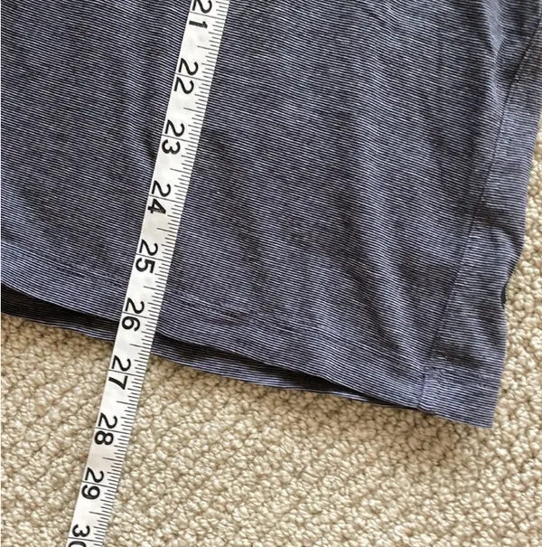 LULULEMON All Yours Boyfriend Tee Micro Stripe Black White Size 8 10 Cotton EUC - Image 6