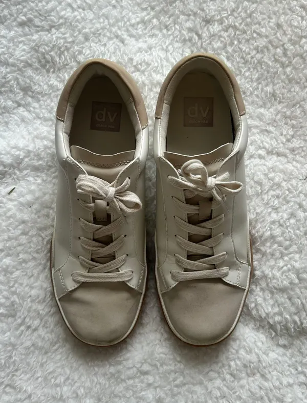 DV by Dolce Vita Sneaker - Image 2