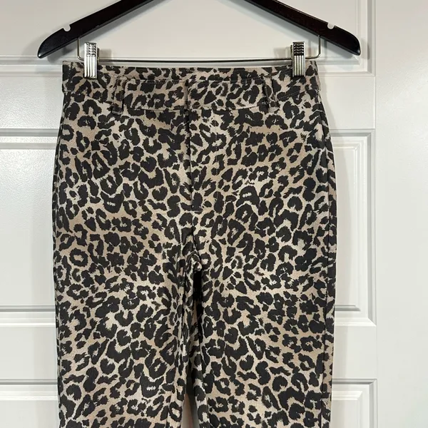 Free People Molly Animal Print Slim Fit Straight Leg Mid Rise Pants Size 4 NWT - Image 3