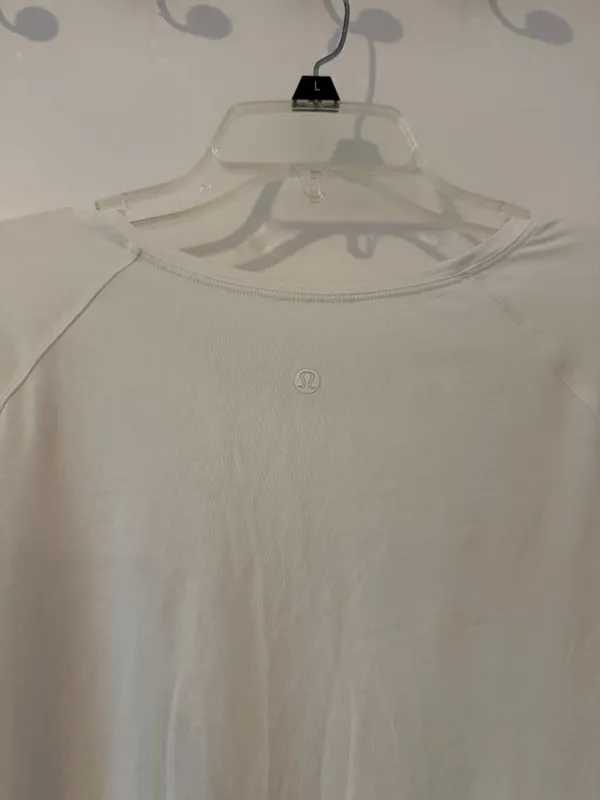 White Lululemon Long Sleeve - Image 4