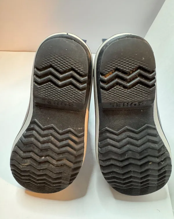 Navy Blue Winter Boots Size 6 - Image 7