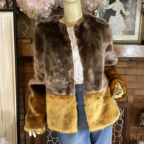 New Look Brown And Yellow Color Block Faux Fur Jacket (M) - Image 6