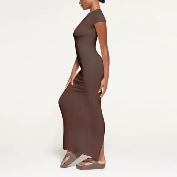 NWOT Skims New Vintage T-Shirt Maxi Dress in Cocoa - Image 2