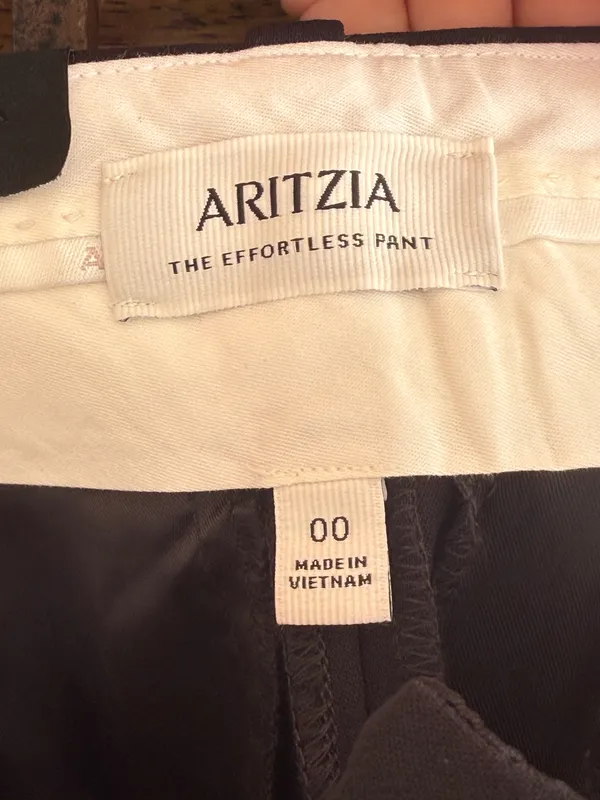 Aritzia Black Cropped length, High Rise, Wide Leg Pants Size 00 - Image 5