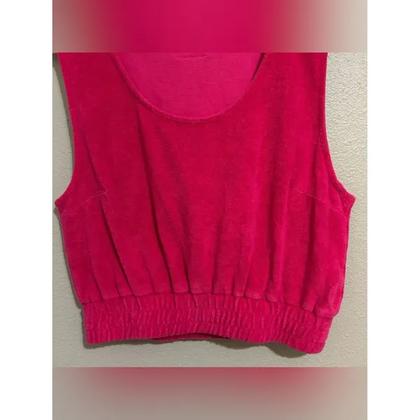 Daily Drills Hot Pink Terry Cloth Cropped Tank Top Women’s Size Medium / Large - Image 4