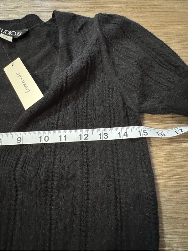 Studio Black Short - Image 8