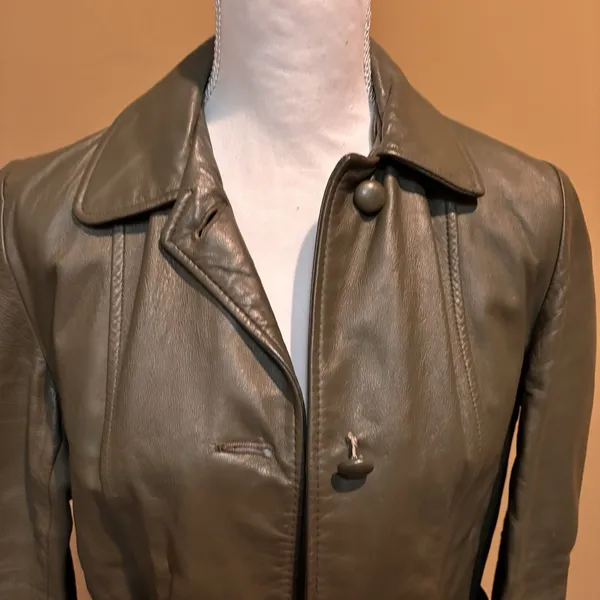 Vintage Women's Green Leather Jacket Button‎ Front Zip - Image 3