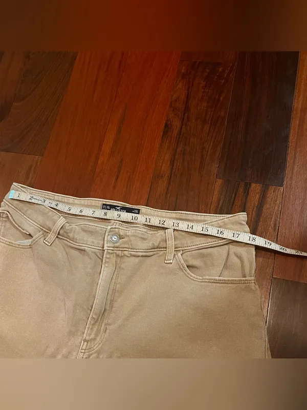 Hollister Women’s Khaki Ultra High-rise Denim Dad Jeans - READ DESCRIPTION - Image 11