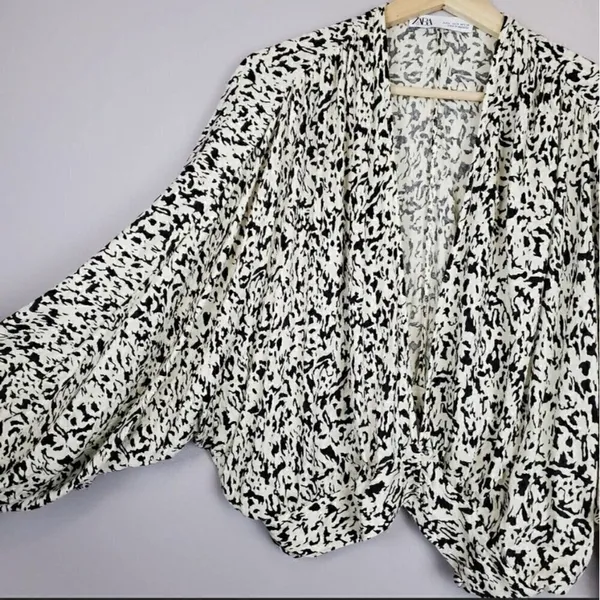 ZARA Wrap Balloon Sleeve Blouse Top XSMALL white black - Image 6