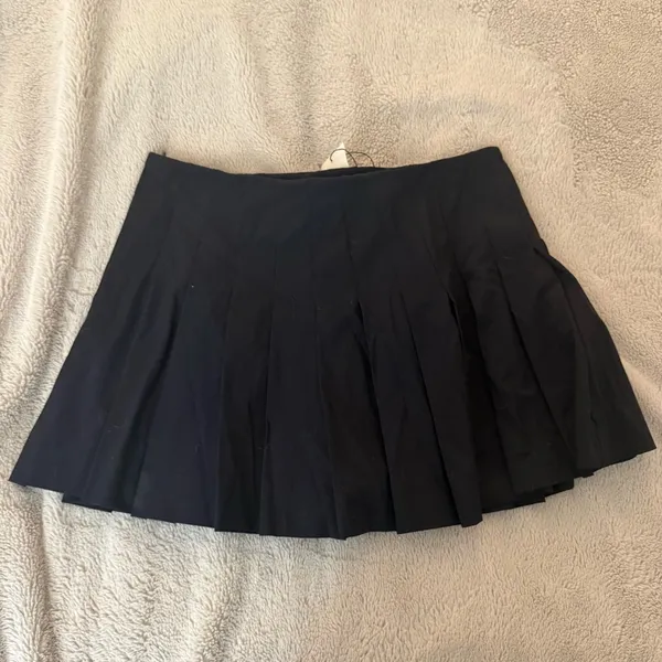 Zara Pleated Skort - Image 4