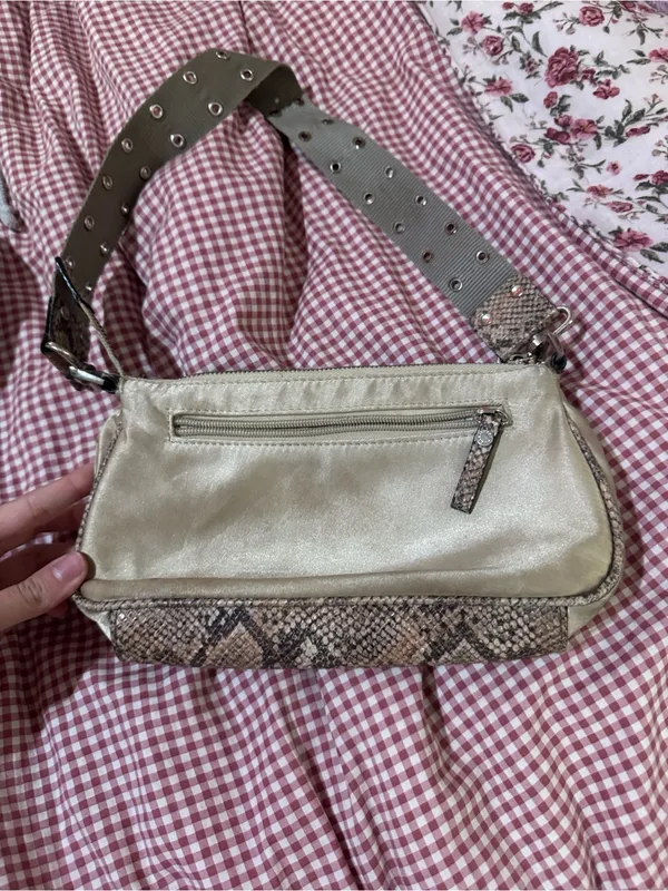 Y2K Guess Olive Green Snake-Trim Shoulder Bag - Image 7