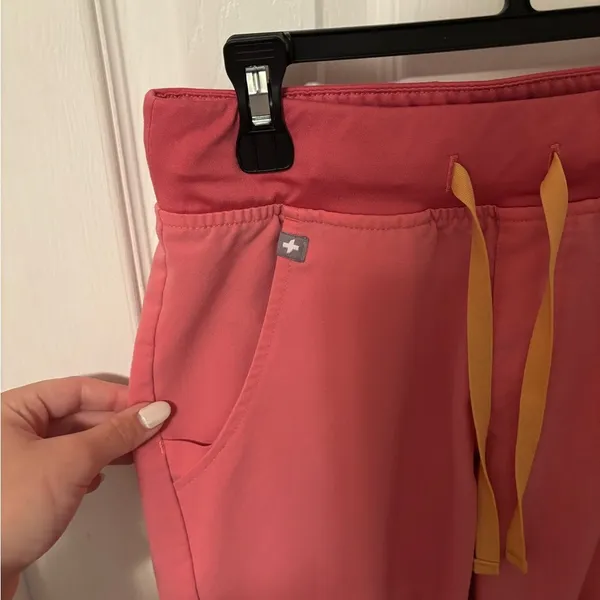 Figs Zamora Jogger Scrub Pants size XS/S - Image 3