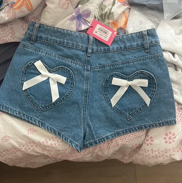 Edikted Bow Pocket Denim Shorts - Image 2